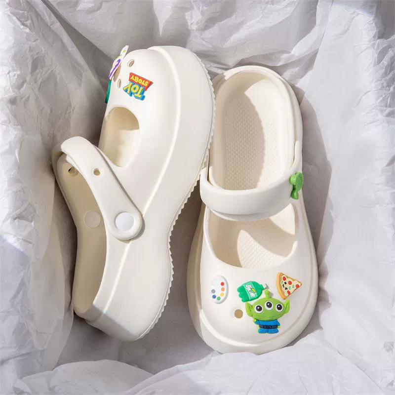 Клоги (Croc) L024 — подошва из ЭВА, мультяшные украшения, размеры 35–40
