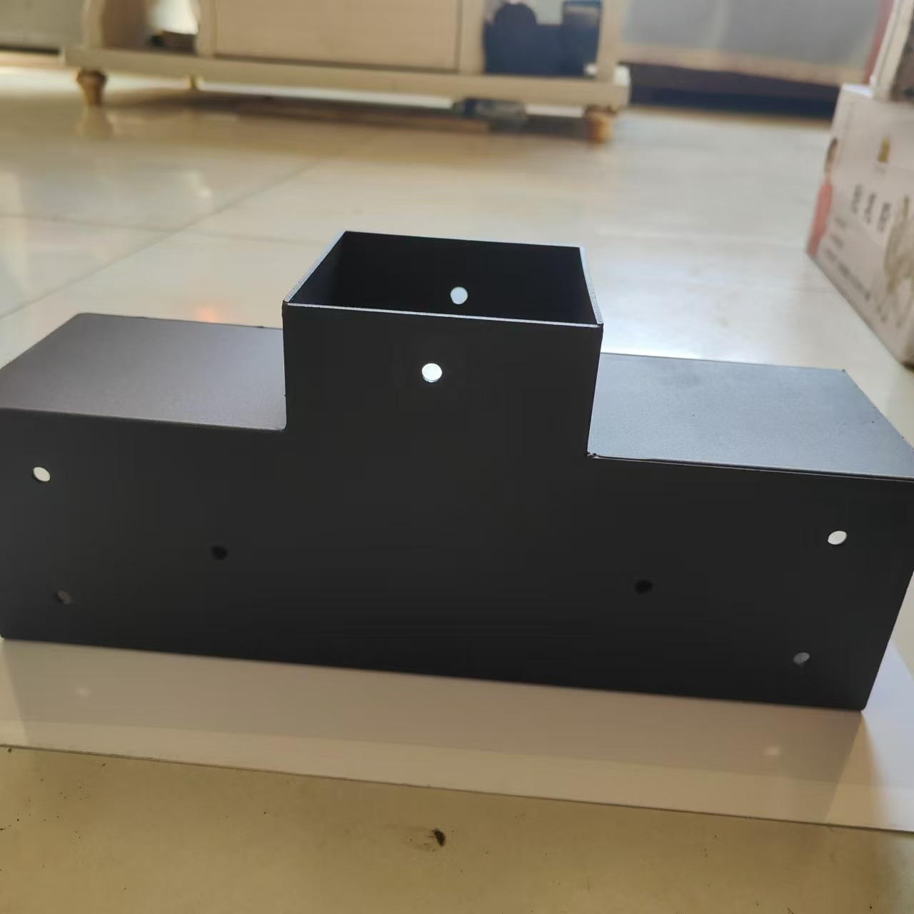 厂家批发凉亭立柱固定底座肩部凉棚套件黑色粉末涂层支架货架