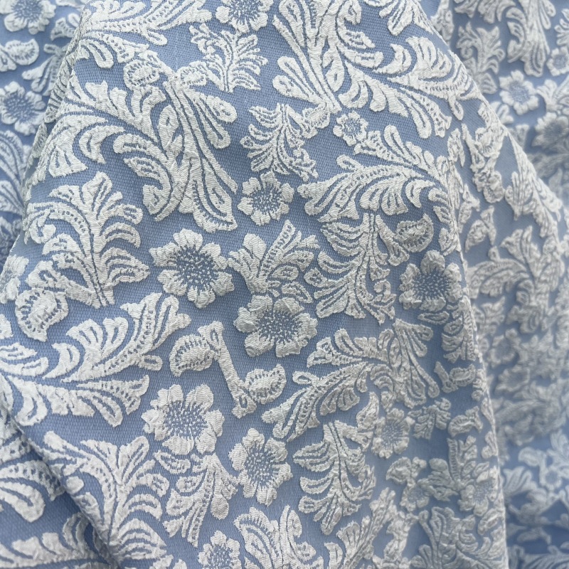 蓝色浮雕钩花提花布 油菜花 泡泡服装连衣裙童装创意设计师面料