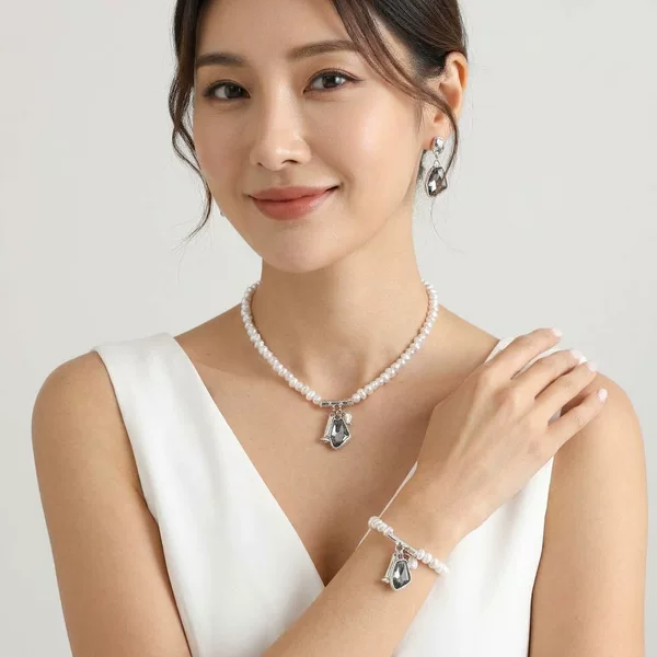 Cross-border foreign trade European and American dark gray crystal necklace and earring set, simple and stylish faux pearl daily commuting accessories