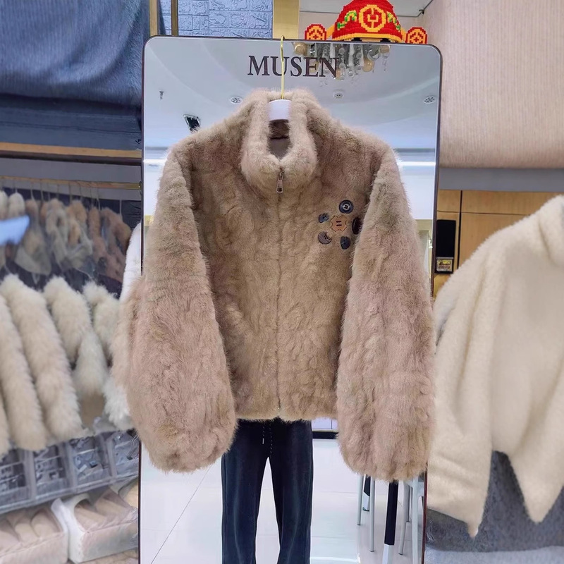 American Retro Teddy Bear Fur Button-Decorated Short Coat for Women, Autumn and Winter Fleece Warm Jacket Trendy