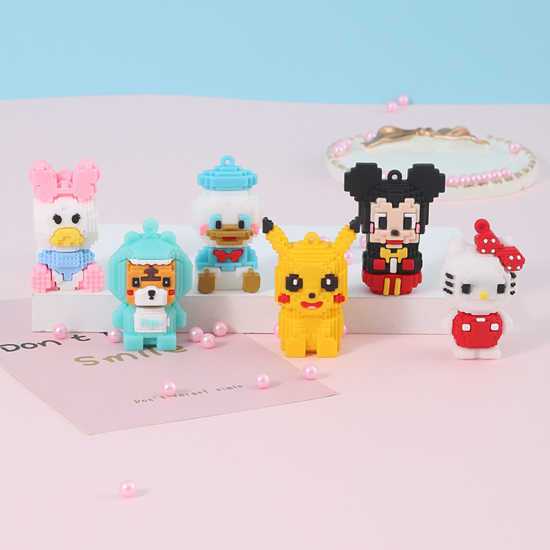 Строительные блоки серии Пикачу распределены случайным образом