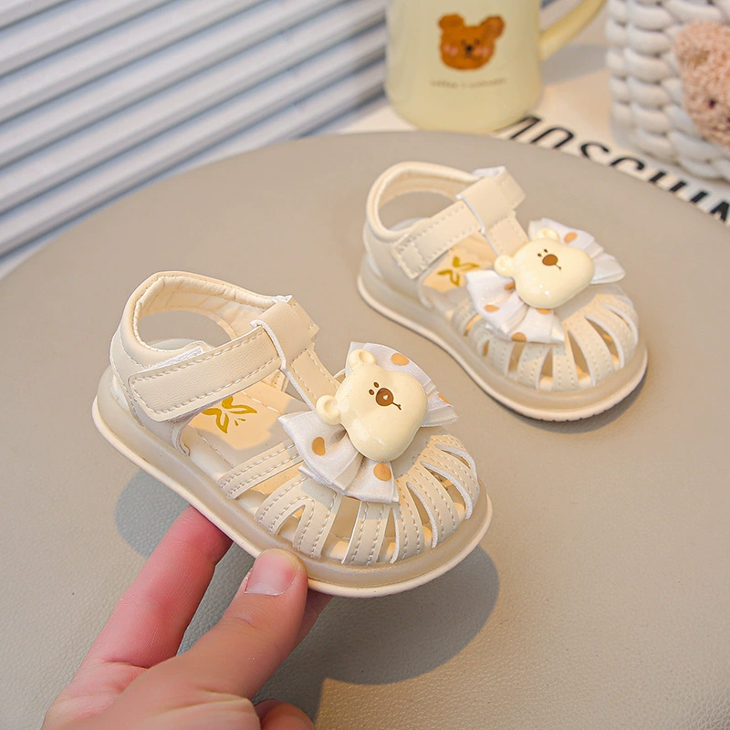 2025 Летняя новая девушка мягкая подошва нескользящая обувь принцессы с головой корейская версия мультяшная кружевная принцесса сандалии