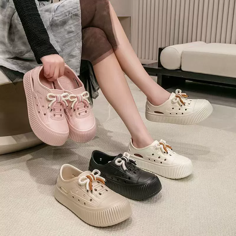 Женские летние сабо 2025 года с вырезами, толстой подошвой из ЭВА, закрытым носком, спортивная обувь для студенток, удобные и модные сандалии