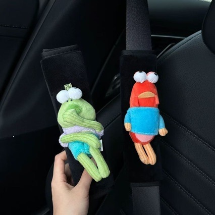 Bikini Town residents' car seatbelt shoulder pads, car seatbelt covers, car interior decorations, anti-neck strangulation accessories