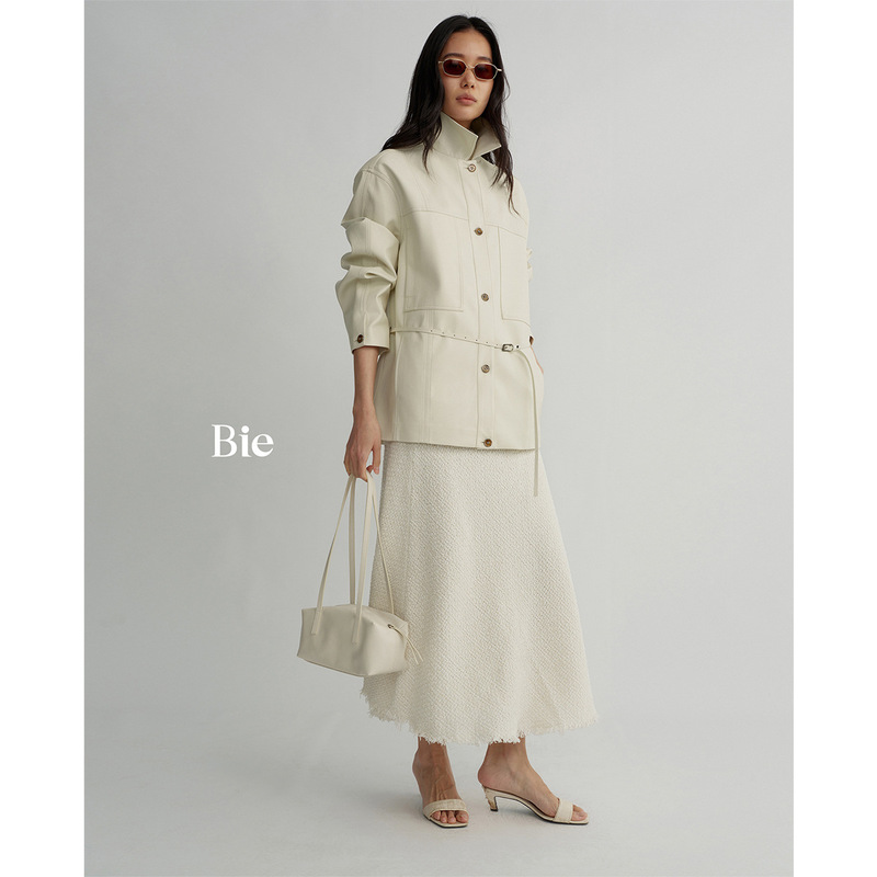 Bie Glossy Retro Lapel Leather Jacket for Women, High-End Loose-Fitting Lace-Up Single-Breasted Leather Jacket for Women