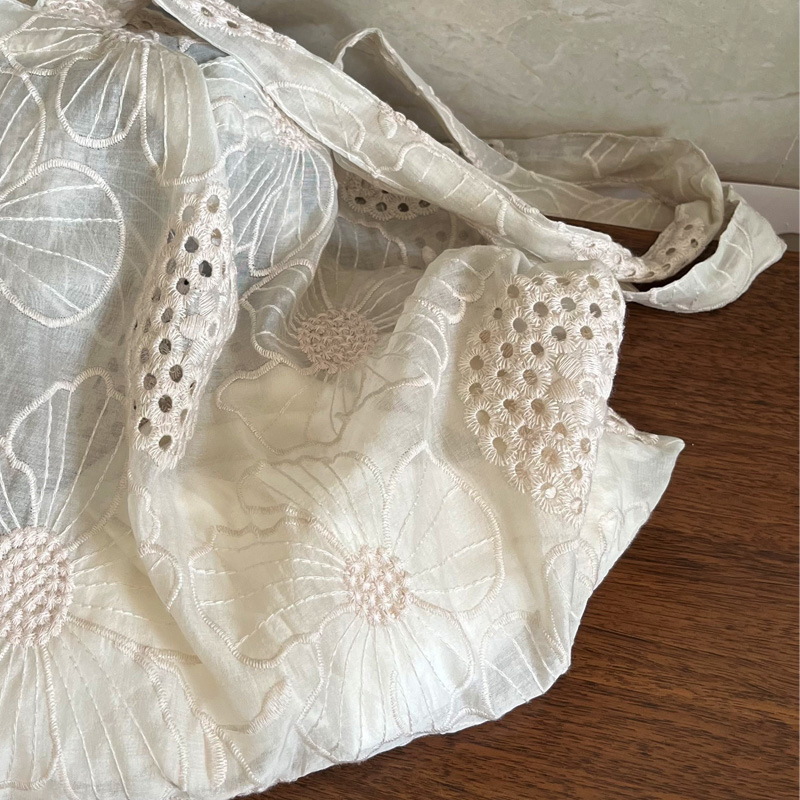 French Artistic Heavy Embroidery Hollow-Out Shoulder Bag Tencel Nylon Fabric Bag Romantic Elegant Women's Semi-Transparent Bag - Thumbnail 3