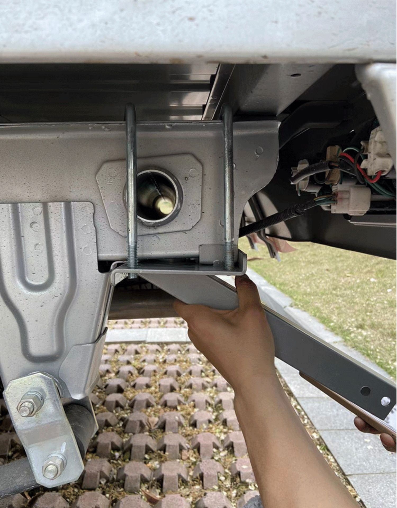 Wuling Rongguang Small Card New Card Single Row Double Row Foot Pedal Rear Bumper Thickened Anti-collision Beam Rear Bang Modification Accessories