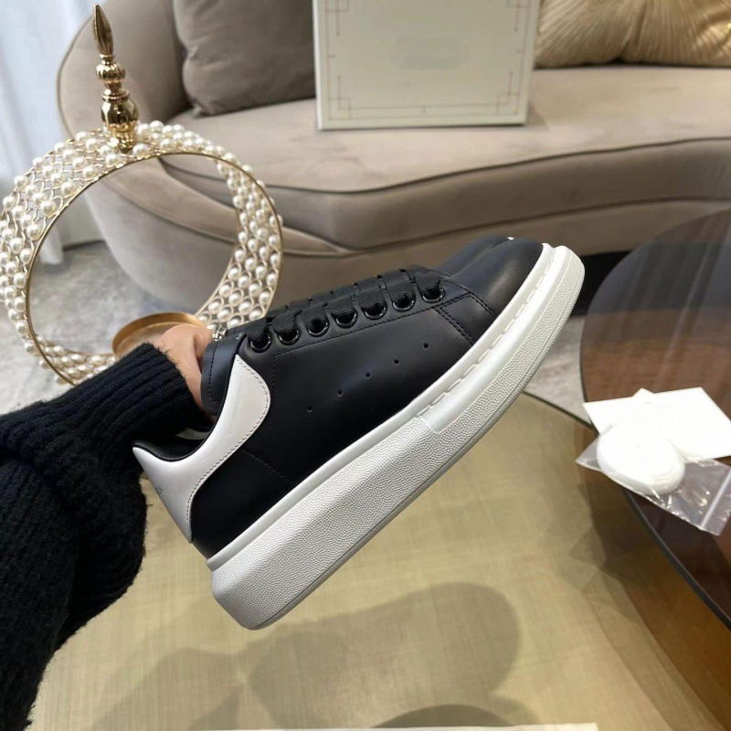 thumbnail for High-end Small White Shoes Shallow Mouth Genuine Leather Thick Sole Height-increasing Sports Shoes Casual All-match Couple&#039;s Sneakers