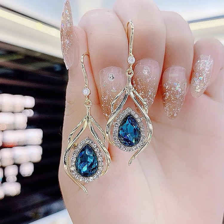 1 Pair Simple Style Geometric Alloy Plating Inlay Crystal Womenu0027S Drop Earrings