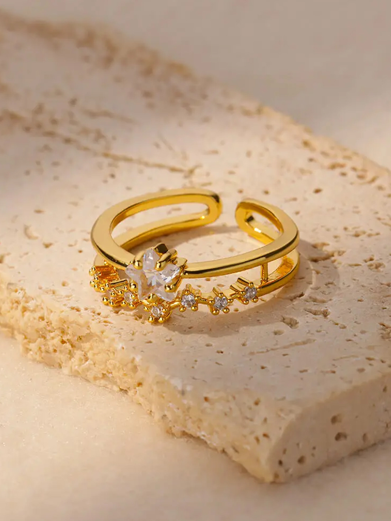 PVD Coated Real Gold Plated Heart Shape 304 Stainless Steel Vacation Simple Style Waterproof Non Tarnish Open Rings display picture 4