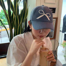 韩国小众设计师款蝴蝶结刺绣图案牛仔鸭舌帽子女显脸小甜美棒球帽