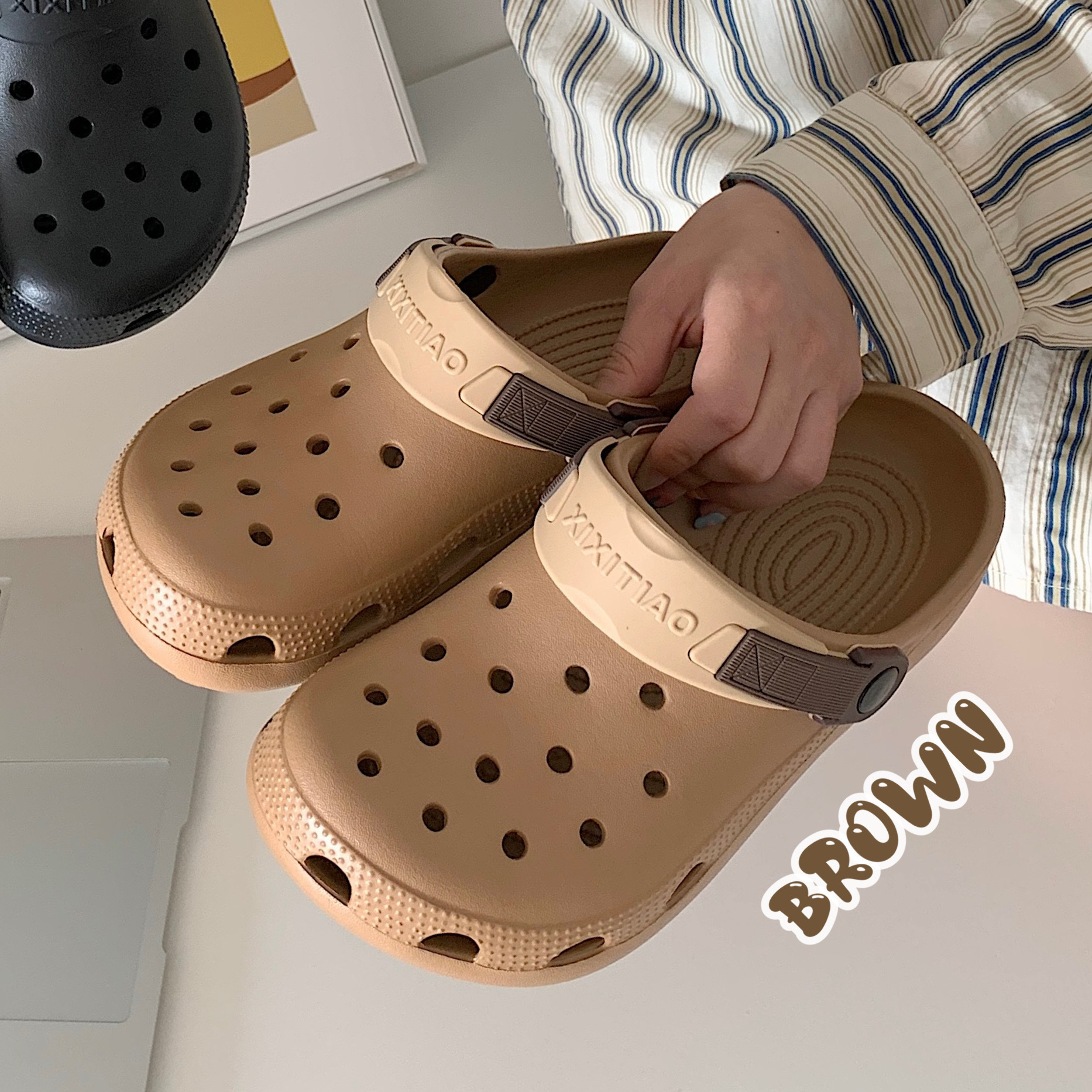 ���к��߶ȼ�����ɳ̲����ЬŮ�ļ�eva��׸��Գ��Ʋ�ɫ������Ь