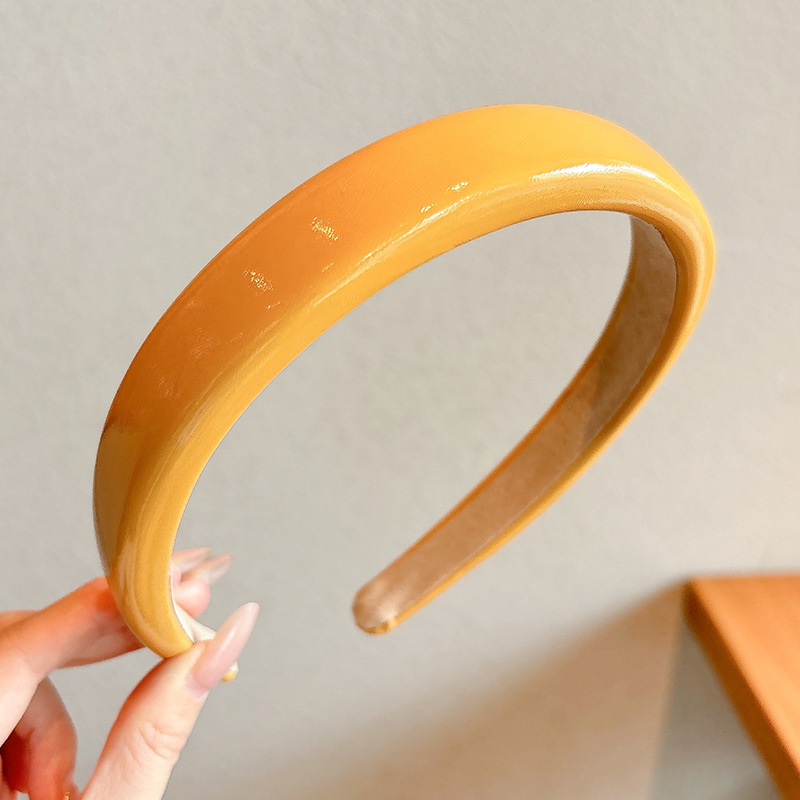 Diadema superior de cráneo alto para mujer 2025 nuevo estilo francés pequeño fragancia horquilla tocado temperamento ancho ancho diadema de presión lateral