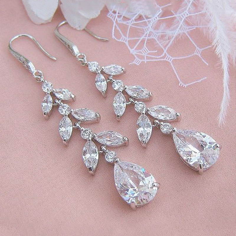 Fashion Tassel Drop-shaped Zircon Leaf Bridal Copper Earrings display picture 4