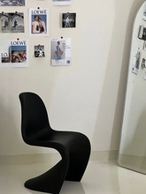 北欧创意潘东家用餐椅卧室靠背化妆凳ins网红设计师塑料美人椅子