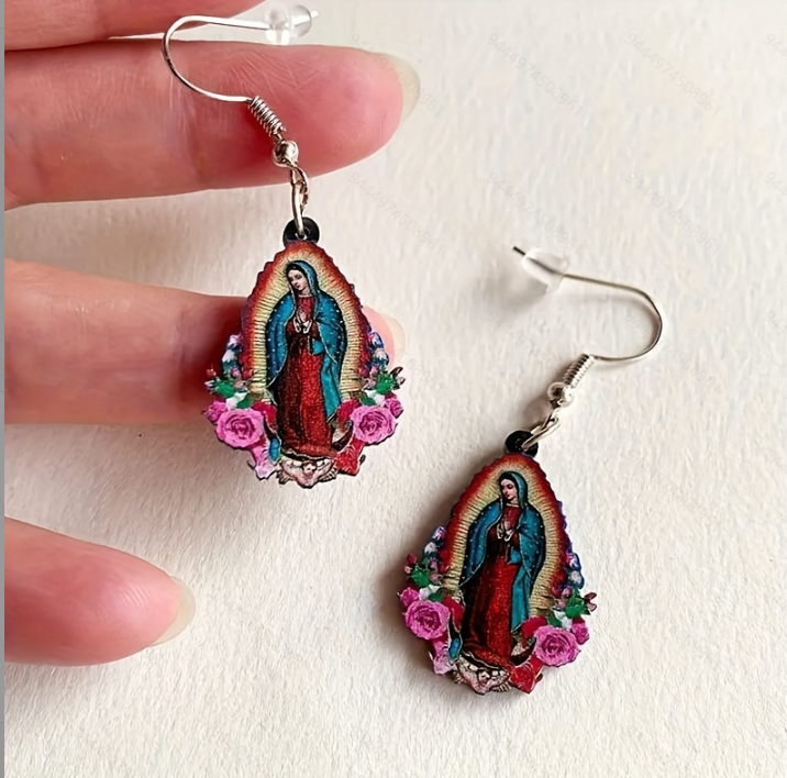 Sophisticated design elegant cute earrings