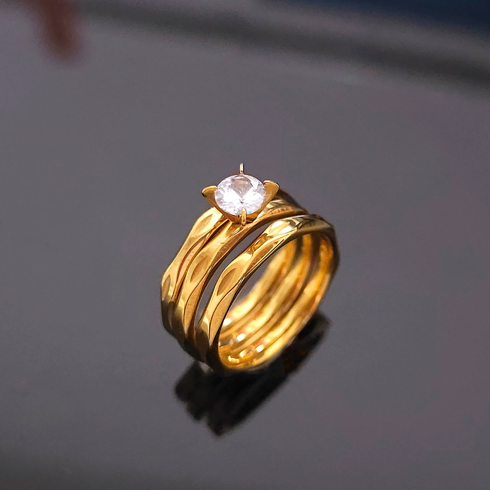 Трансграничный новый модный бриллиант циркон пара цветочная клетка из титанового стального кольца золотое минималистское кольцо с бриллиантом оптом