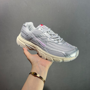 ����ЬInitiator�͹��ϵ�Ь�к�����e�\��ЬŮ����INS�����ܲ�Ь