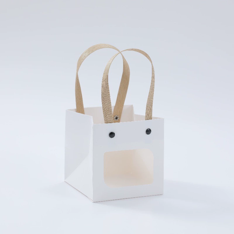 Спот белая крафт-бумага открытая окно подарочная сумка квадратная сумка оптом