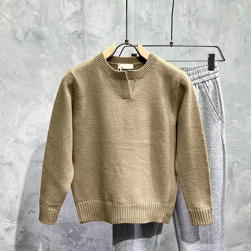 Retro trend solid color soft base knitted sweater with a round…