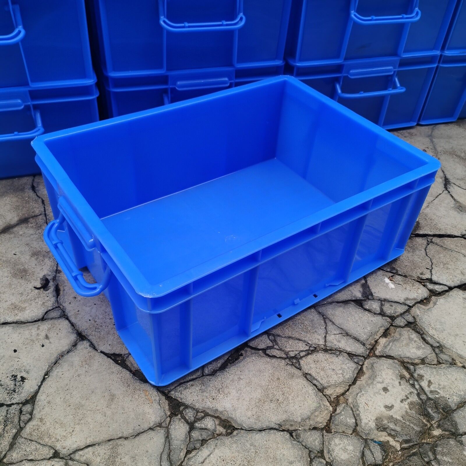 厂家直供佛山浙江pp塑胶箱 零件工具收纳运输箱 多尺寸 有现货