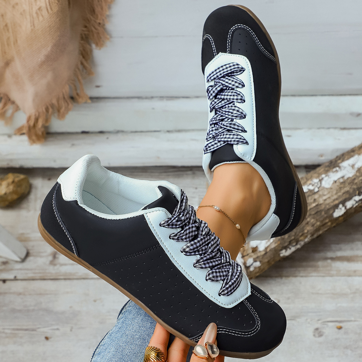 Cross-Border Large Size Retro German Training Shoes for Women, Versatile Lace-Up Casual Sports Shoes, Forrest Gump Sneakers for Women