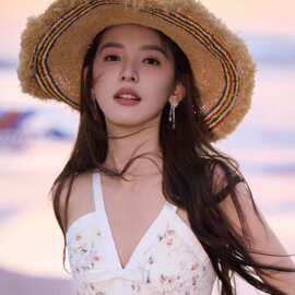 出口手工钩针彩虹毛边大檐拉菲草帽女遮阳防晒遮阳帽子海边太阳帽
