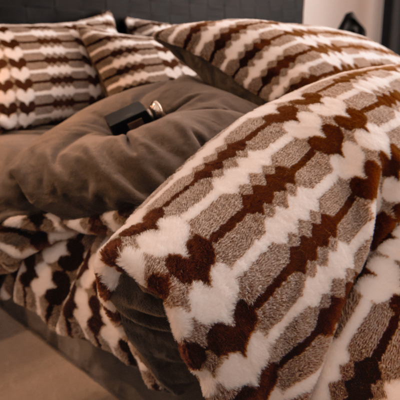 2025 nuevo conejo de peluche de cuatro piezas de invierno de peluche de leche de peluche de coral de franela sábanas de invierno