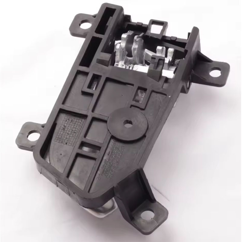 826203W000 is suitable for the right front interior door handle of the 2011-2016 Kia Sportage