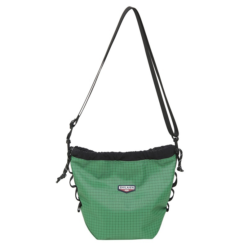 Bagos de mochila para niños al aire libre color extranjero bolsas de hervidor de niñas montanismo bolsas de hombro móviles bolsas accesorios para niños