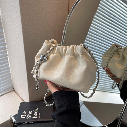 This year's popular bags for women  new niche design chain shoulder crossbody bag simple and versatile bucket bag