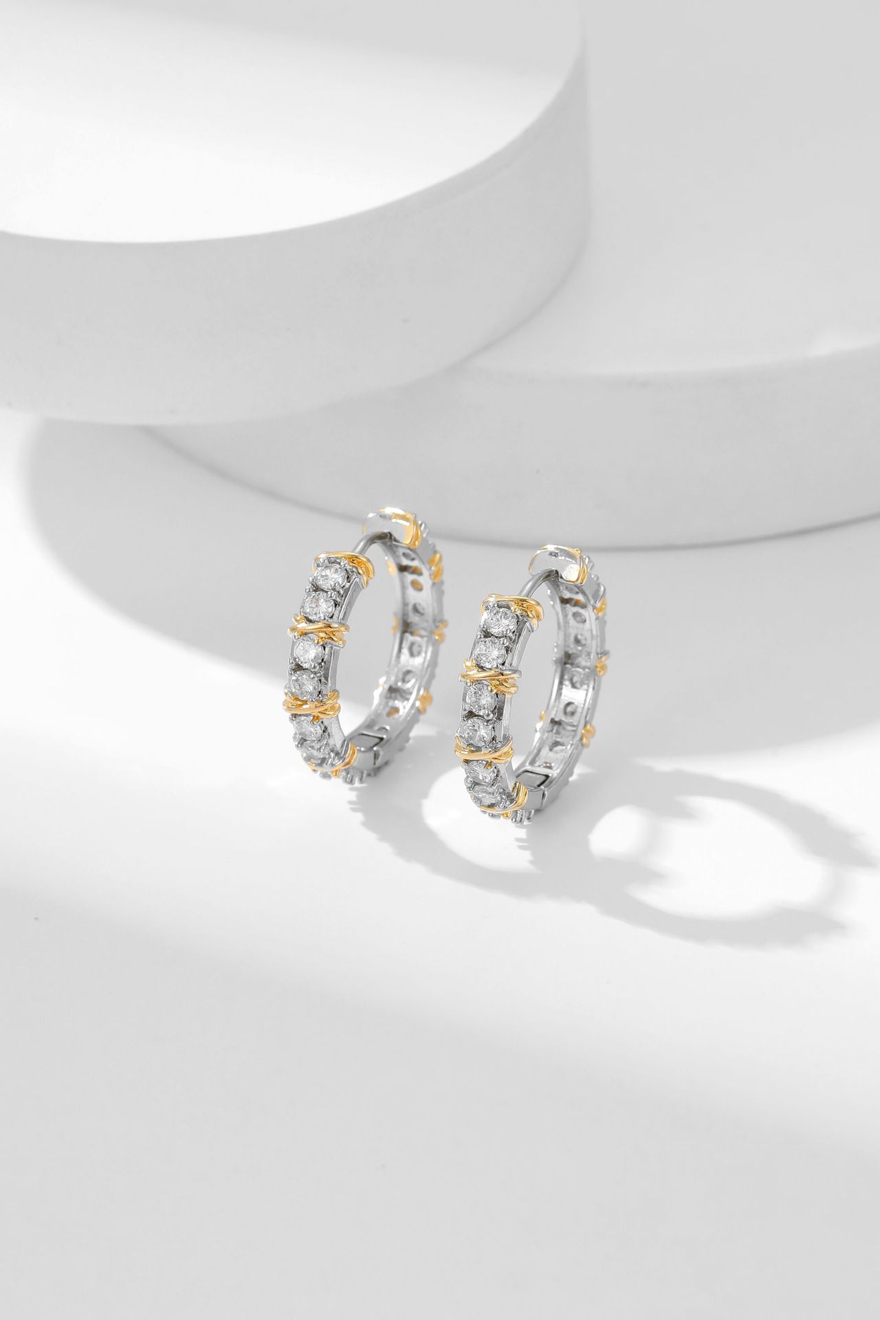 1 Pair Elegant Geometric Mixed Metal Plating Copper Zircon Earrings display picture 2