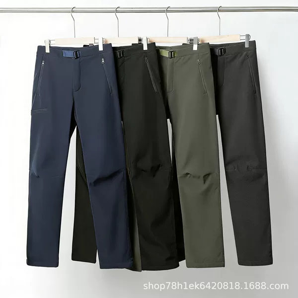 Straight-Leg Outdoor Softshell Pants for Autumn and Winter, Versatile Fleece-Lined Casual Pants with a Zipper Belt, Designer Style with Small Checkered Texture