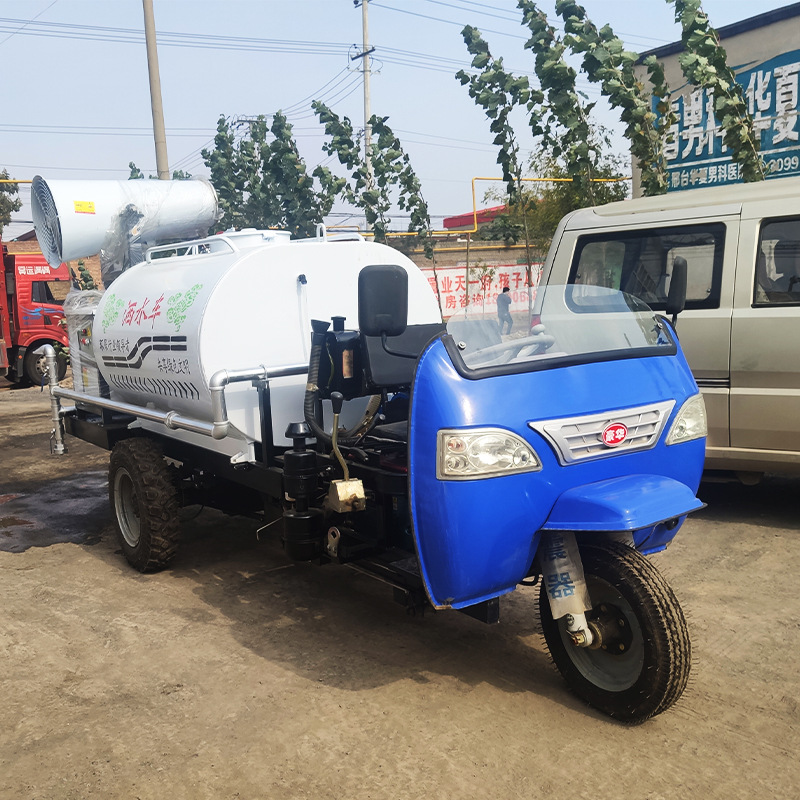 柴油三轮洒水车