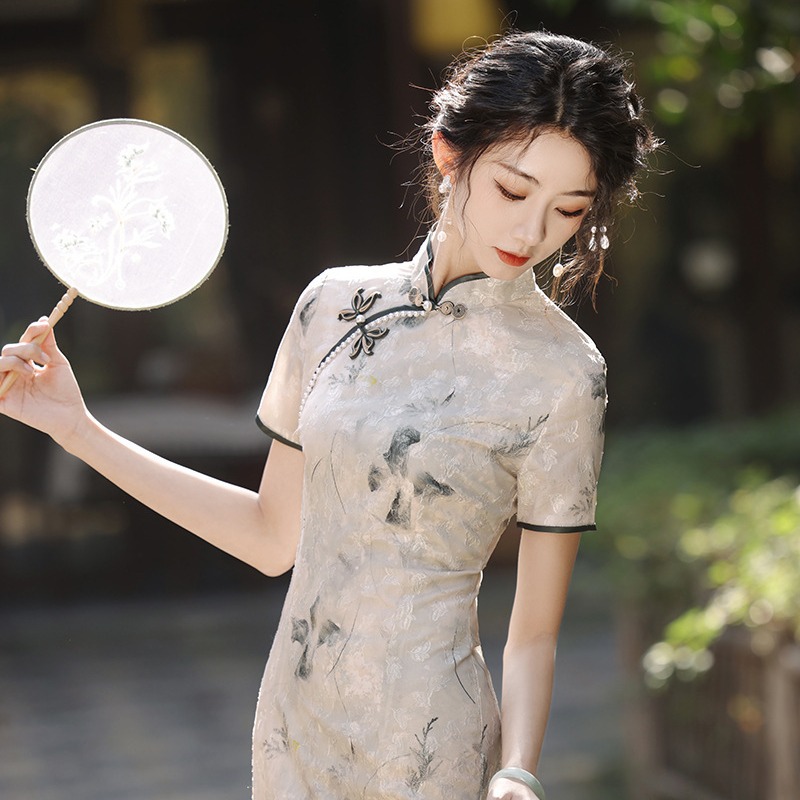 Spring retro lightweight cheongsam