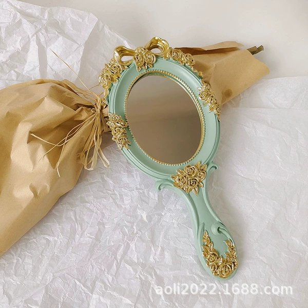 Green handle