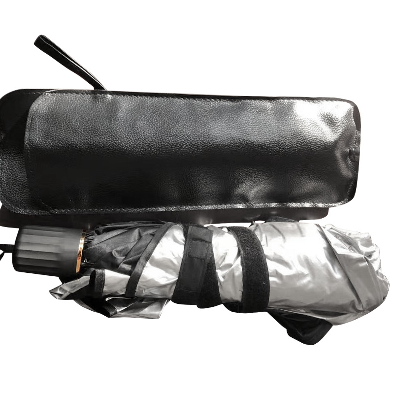 Parasol Plegable para Auto de Plata de Titanio con Aislamiento Térmico