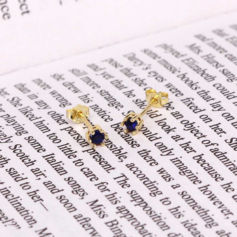 Title 2, Kolczyki koła ze srebra próby 925 z krzyżem, pe...