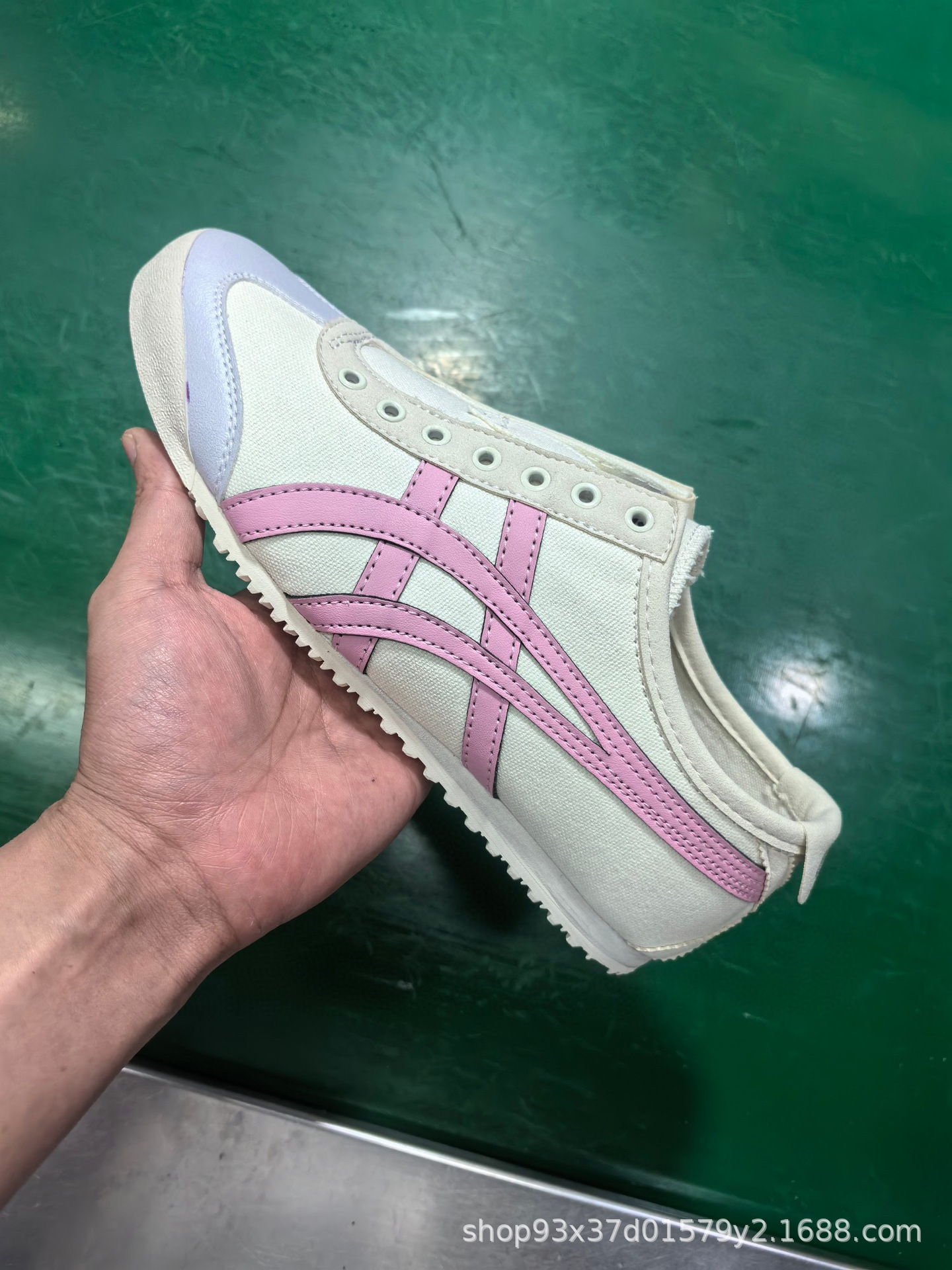 발레 러버 화이트 파우더 (끈 없음)