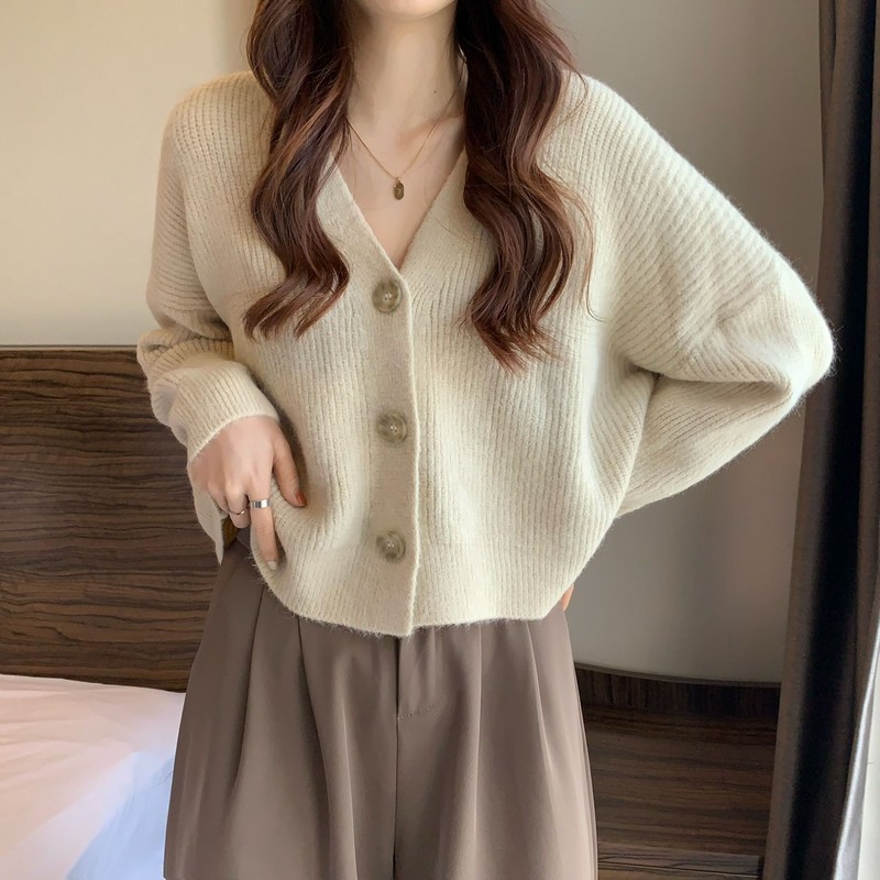 올가을 신상 아보카도 그린 작은 상큼한 니트 카디건녀 디자인 감각 패션