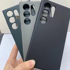 SpigenはサムスンS25 ULTRAタイヤパターンTPUマグネット滑り止め携帯ケースS24保護カバーを適用しています。