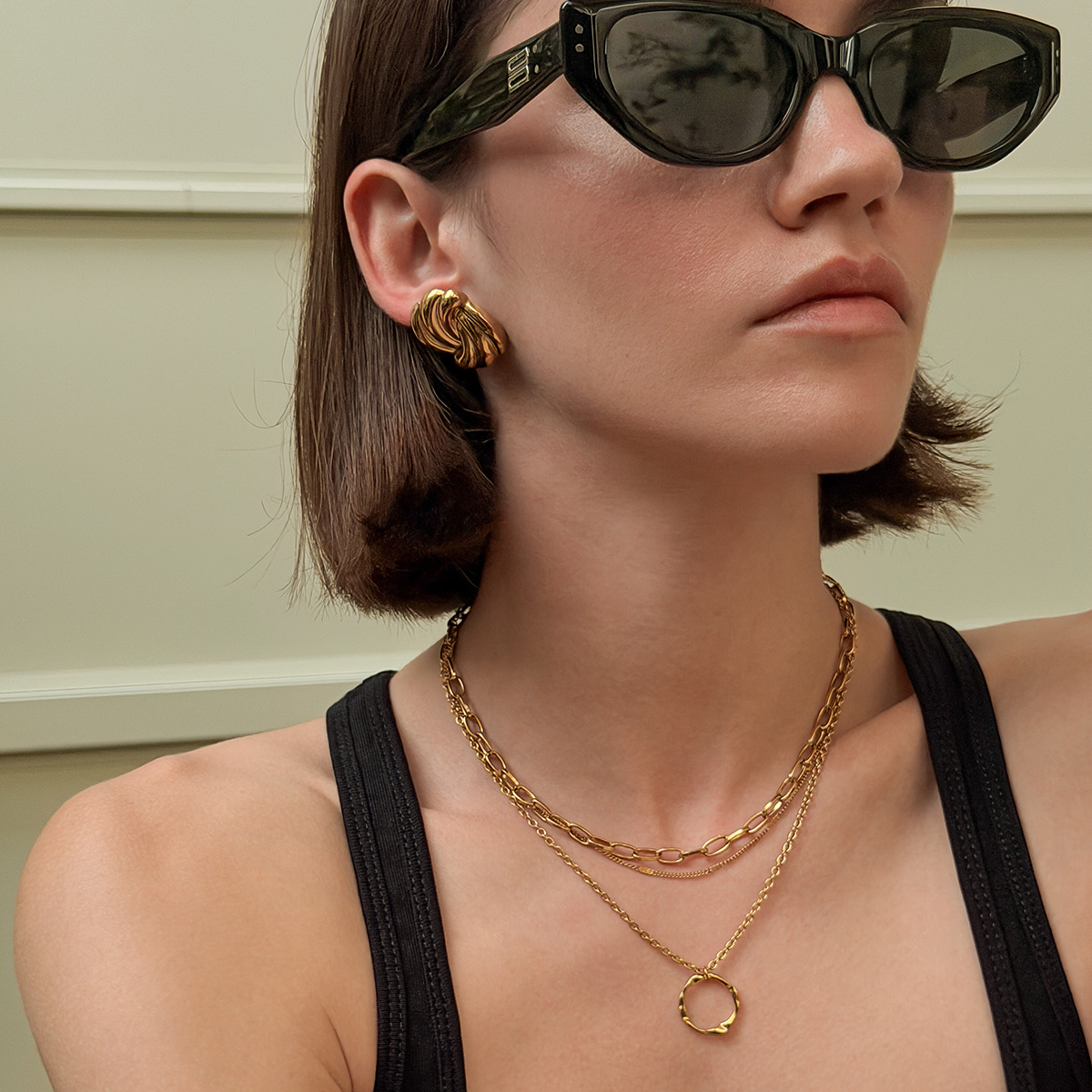 fashionable accessory stainless steel