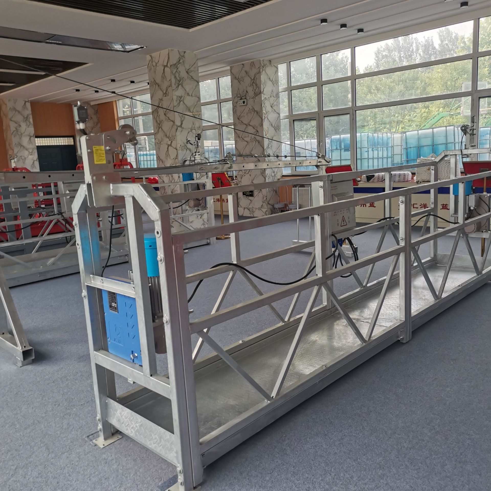 建筑吊篮厂家_高空电动吊篮厂家_珠江汇洋吊篮建筑