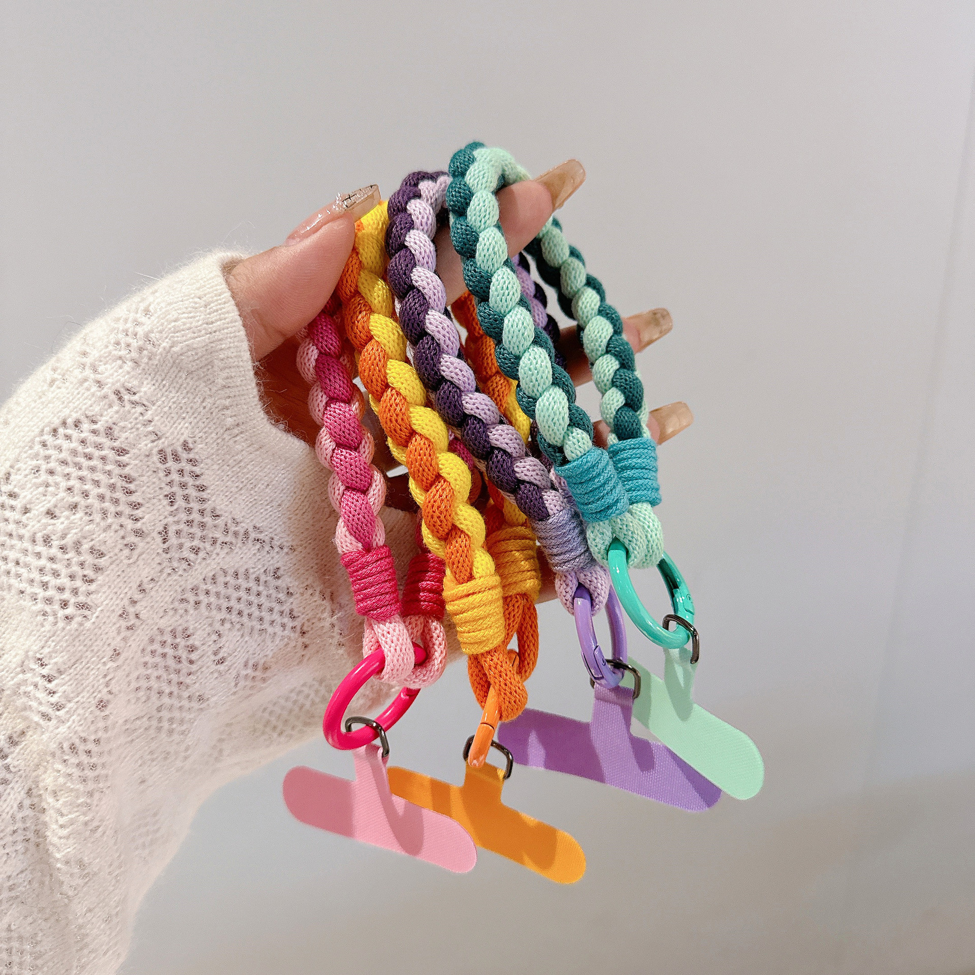 Cuerda tejida de color hecha a mano japonesa y coreana para teléfono móvil cordón corto creativo muñeca accesorios de nailon adornos de giro portátiles