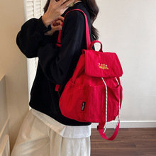 ���e�p��ٴ�Ůʽ�p���2025�¿�������к󱳰�����������С����