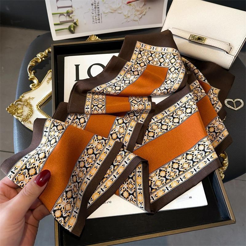 春と秋の絹織物のリボンの長いスカーフの長いマフラーの女性のスカーフの贈り物はすぐに卸売りします。