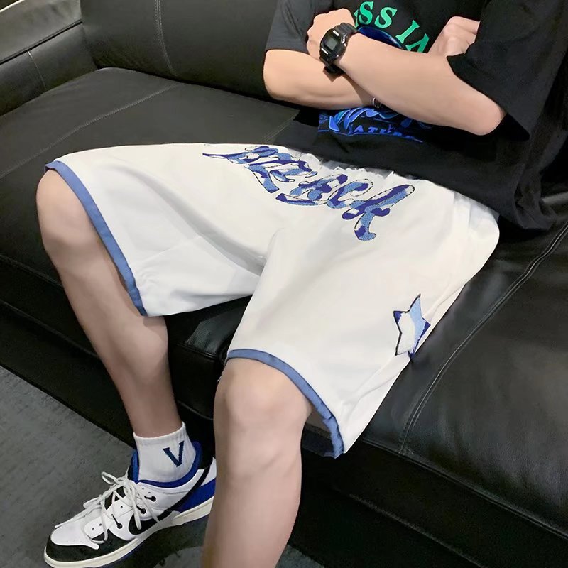 Pantalones cortos casuales de verano sueltos para hombres, marca de moda ins, color sólido, contraste simple, moda, tubo recto, pantalones deportivos de cinco puntos