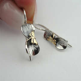 卓萱时尚简约蝴蝶结女士耳环合金批发简约仙女甜美通勤约会时佩戴