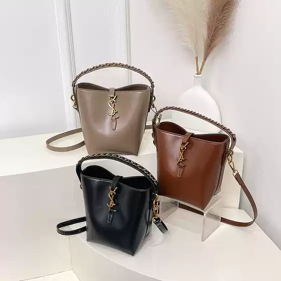 Premium Cross-border Handbag for Women 2025 New Light Luxury Bucket Bag Niche Design Minimalist Shoulder Crossbody Bag Versatile